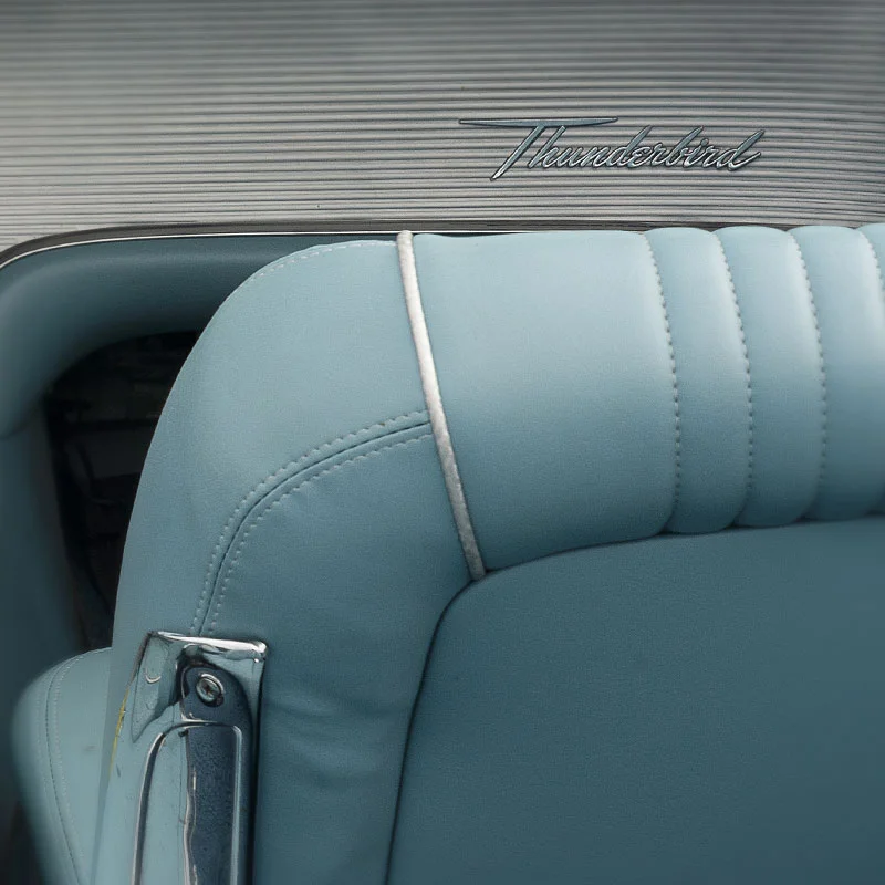 detailfoto von oltimer autositzen